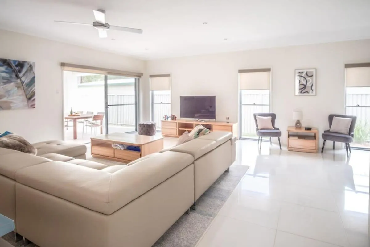 Golden Beach Family Home With Pool Casa vacanze Golden Beach